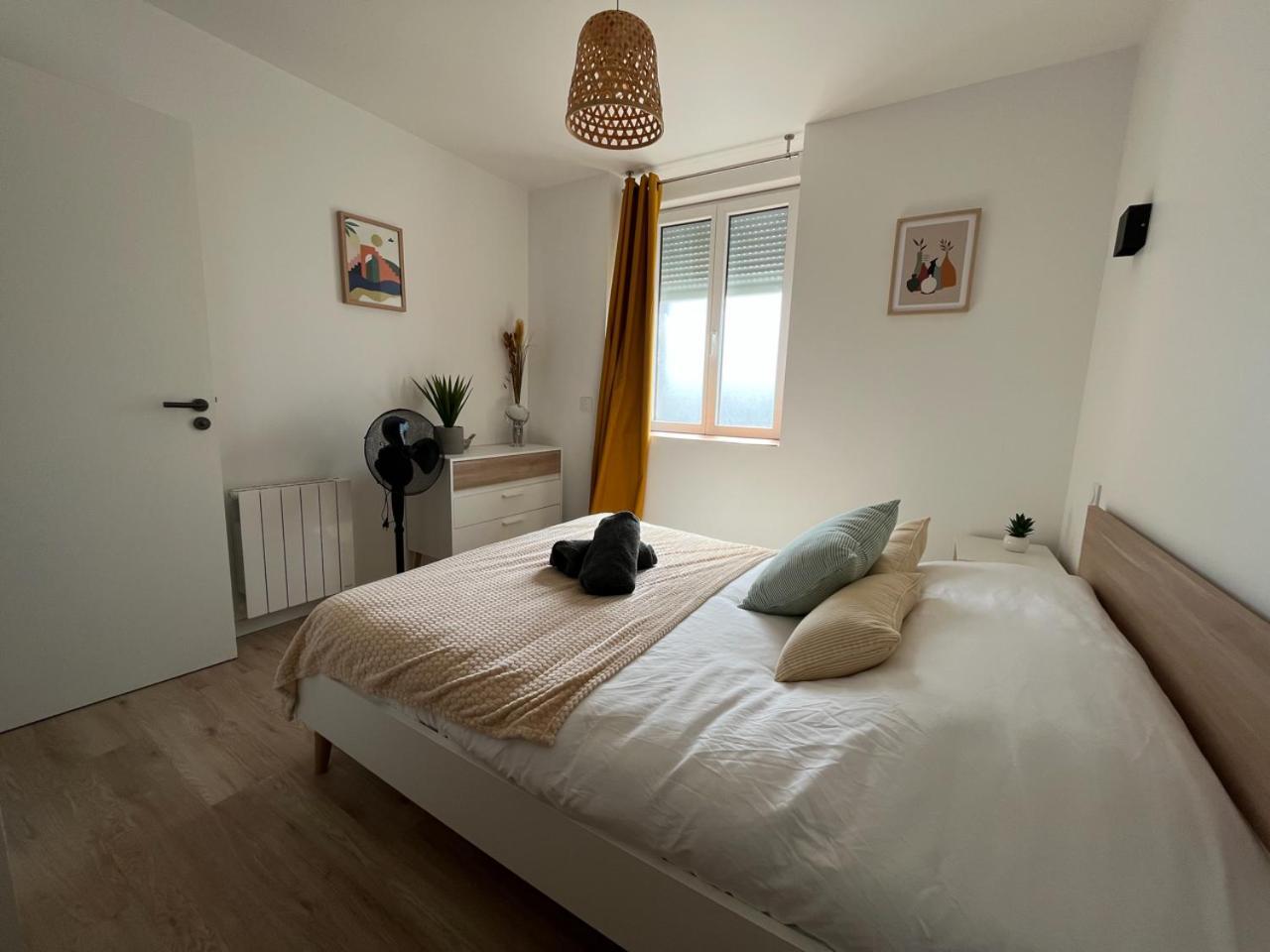 Off Apartment Ergue-Gaberic Bagian luar foto